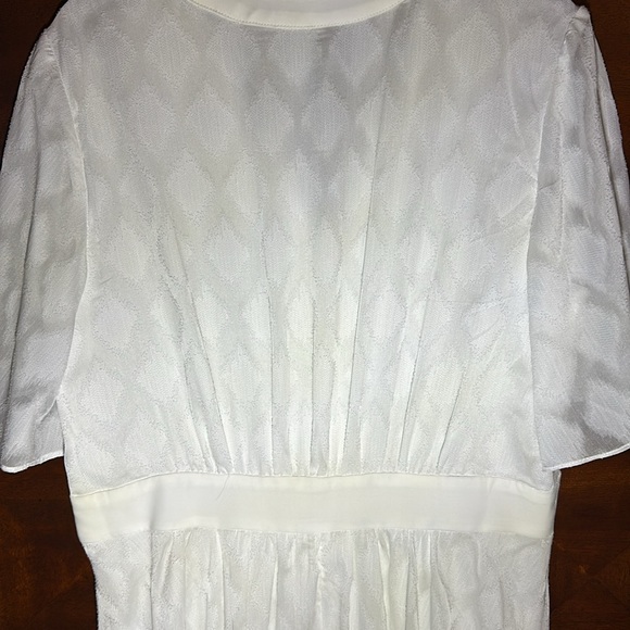 EUC Eva Longoria Off White Handkerchief Midi - Picture 12 of 16